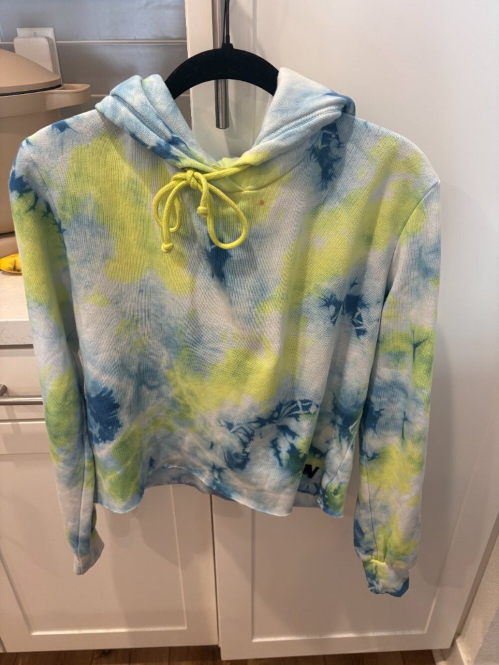 Aviator Nation - Hand Dyed Pullover Crop Hoodie in Tie Dye Neon Yellow S - Picture 2 of 5